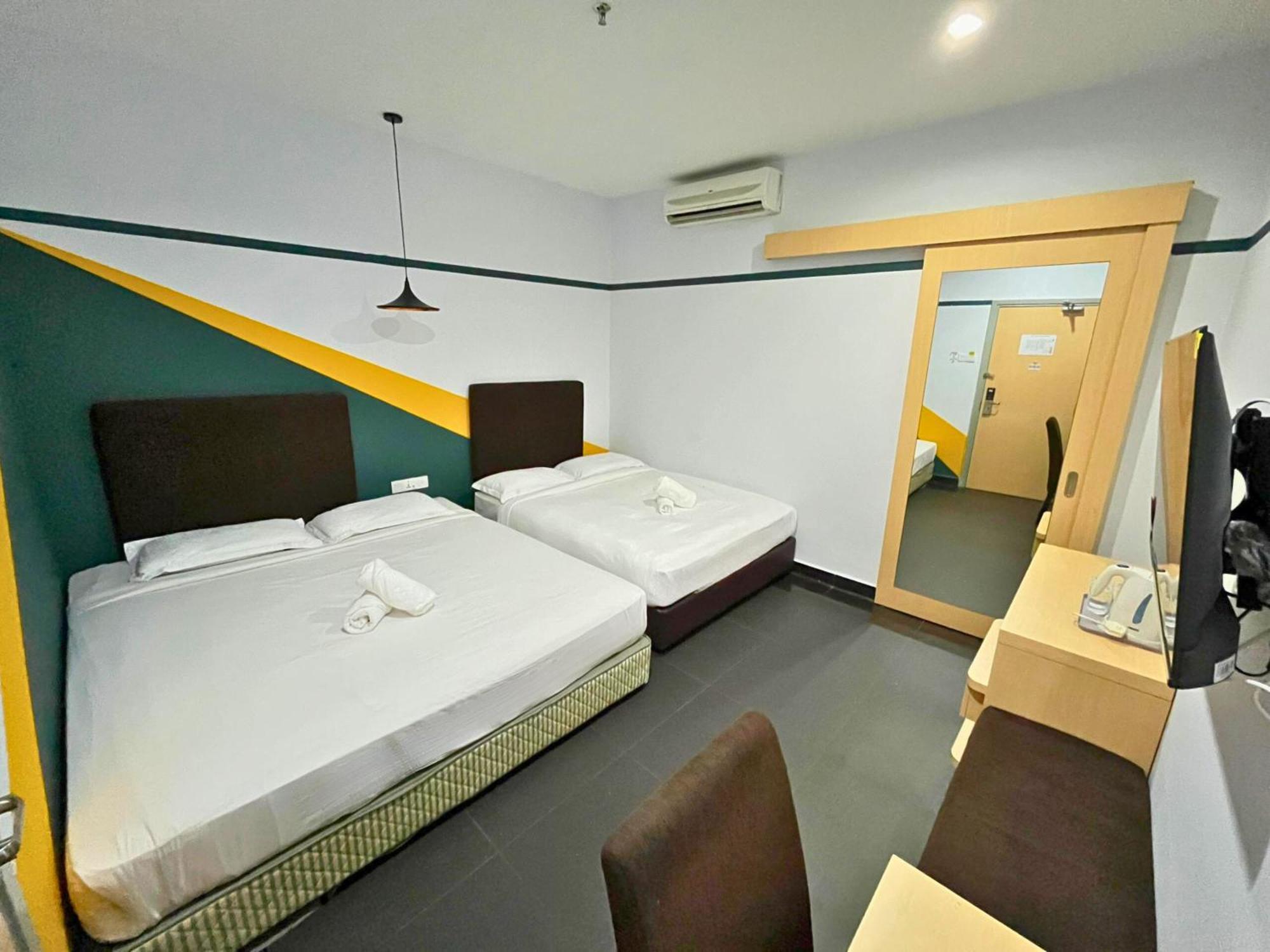 Sky Hotel Selayang Batu Caves Exterior photo